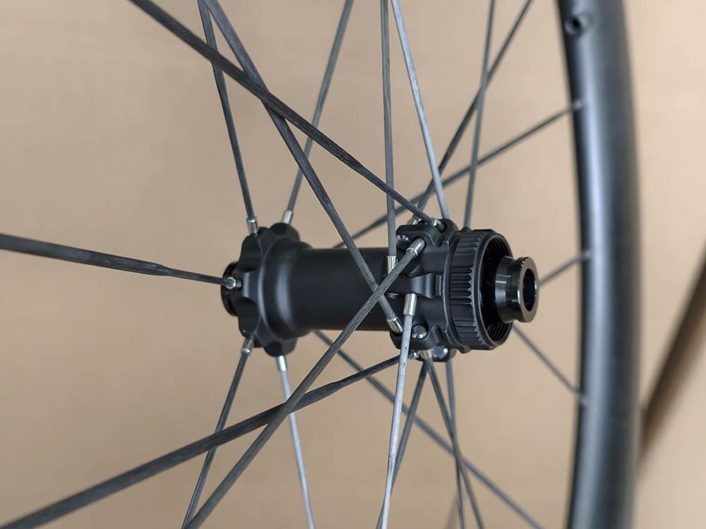 21h carbon fiber spokes with 24mm internal road bike wheelset