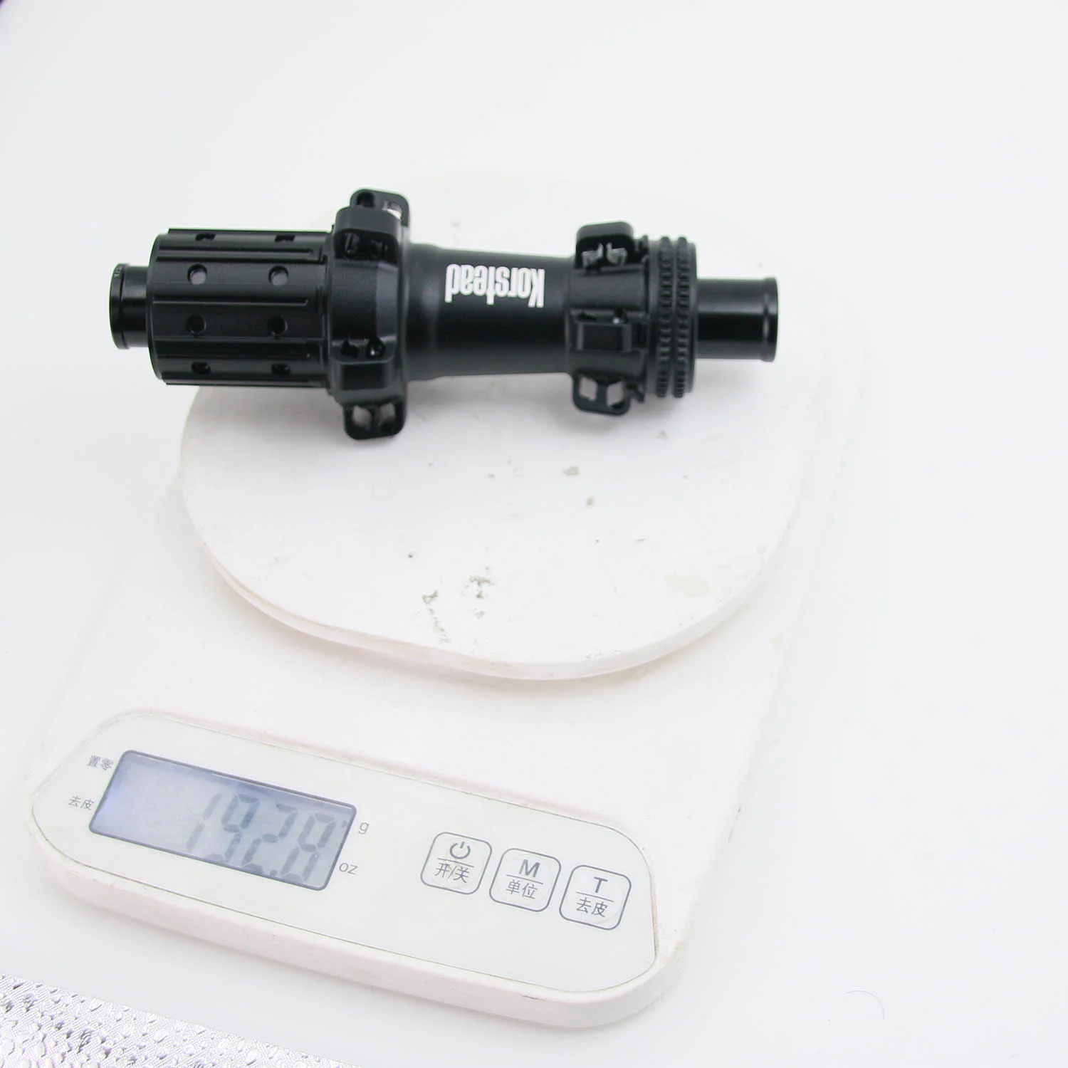 Peso del buje trasero con radios de carbono Korstead KR979