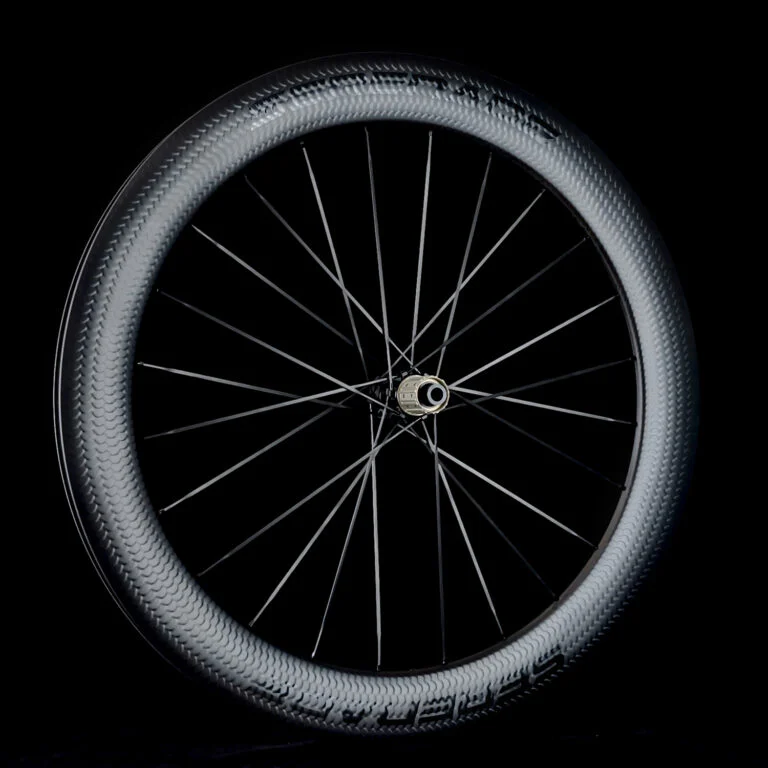 Snakeskin-Surface-65mm-carbon-fiber-wheel-