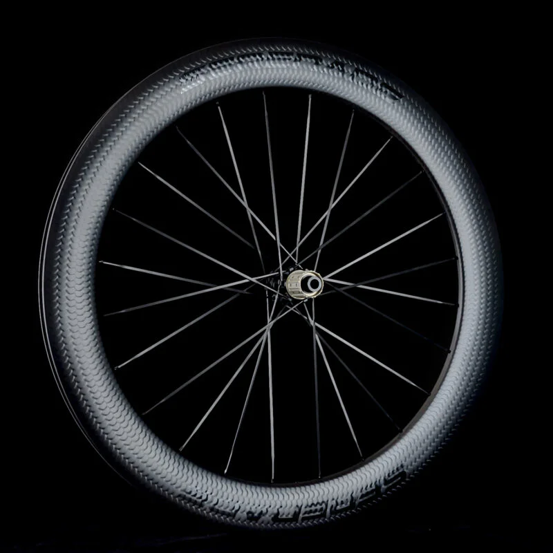Snakeskin-Surface-65mm-carbon-fiber-wheel-