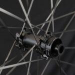 Snakeskin-Surface-65mm-carbon-fiber-wheel-