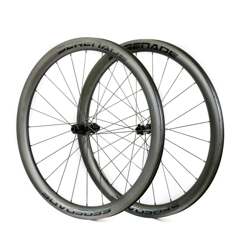 affordable carbon road wheelset with KR325 hubs