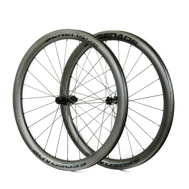 affordable carbon road wheelset with KR325 hubs