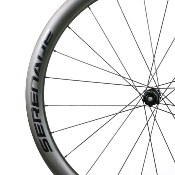 affordable carbon road wheelset with KR325 hubs