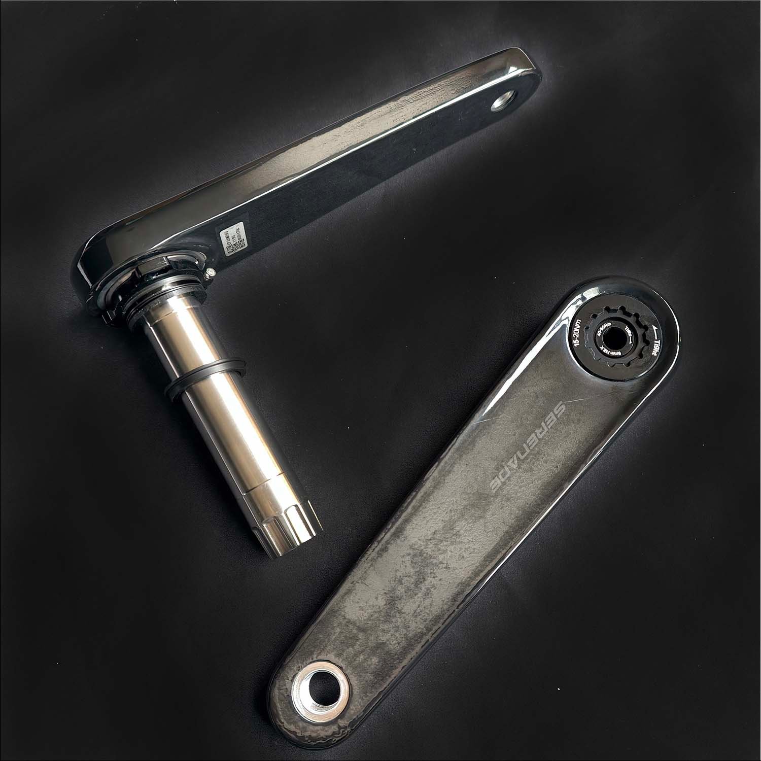 One-piece-molded-carbon-crank-arms-serenade One-piece-molded-carbon-crank-arms-serenade