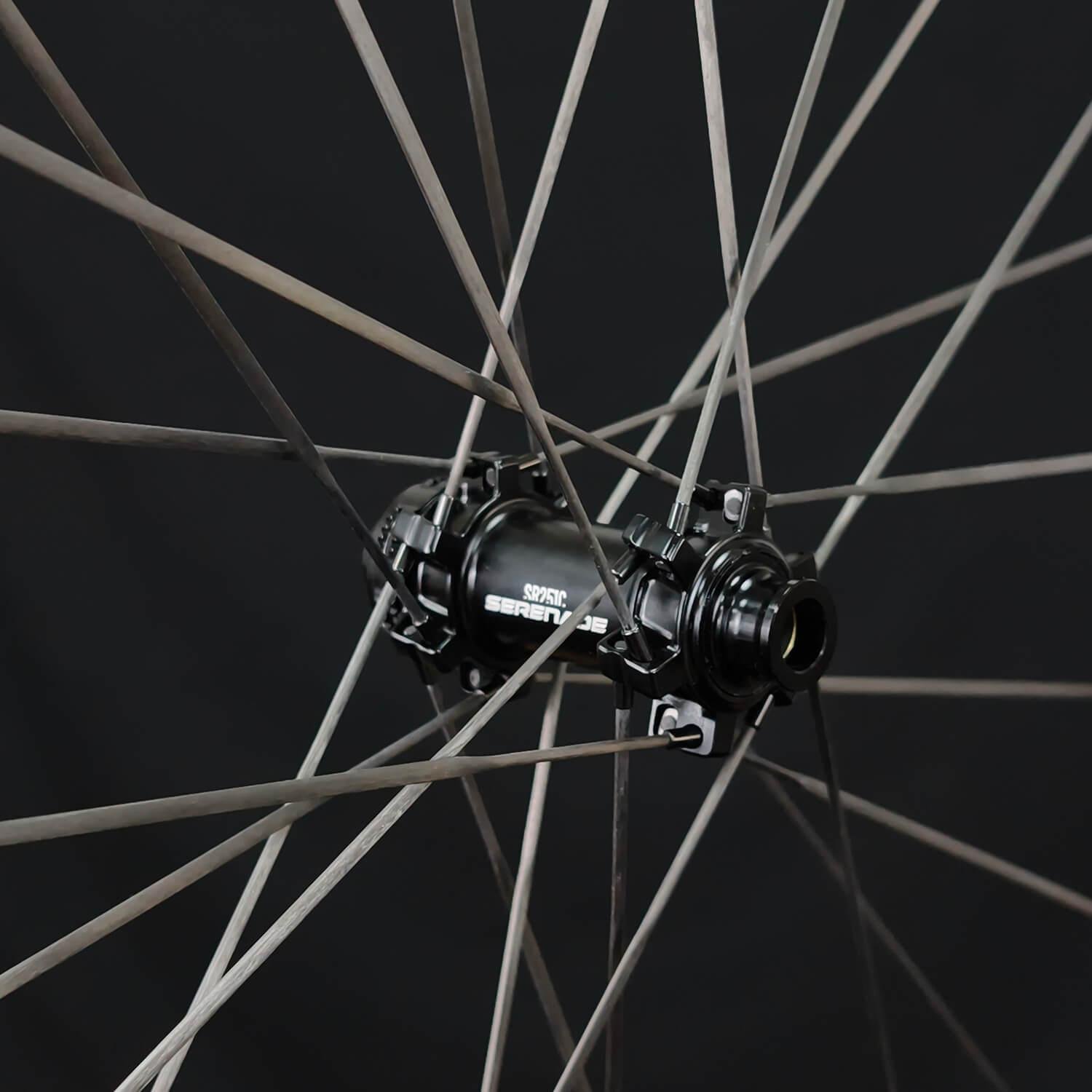 Serenade SR251C carbon spoke front hub 252g Serenade SR251C carbon spoke front hub