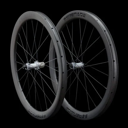 Ruote da gravel in carbonio con sezione interna larga 30 mm | Serenade AGS All-Road